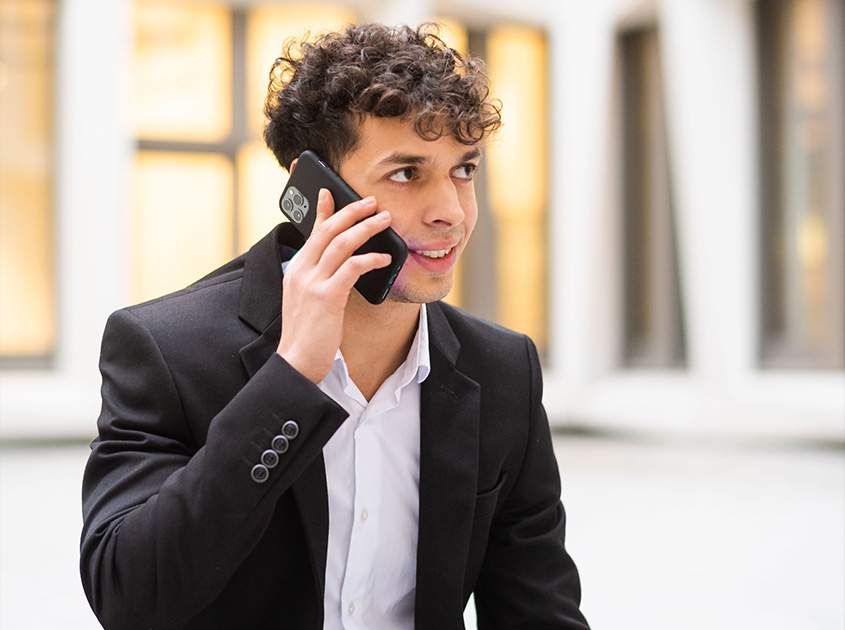 Erfahrungen und Einblicke: Rayen und seine Ausbildung zum Kaufmann für Dialogmarketing bei der Postbank