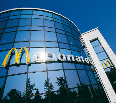 Zentrale mit McDonald’s Schriftzug